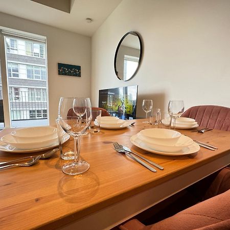 London Luxury Flat With Balcony, River View, O2 Arena, Excel, Canary Wharf, Station Apartamento Exterior foto