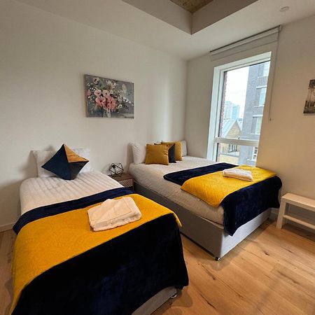 London Luxury Flat With Balcony, River View, O2 Arena, Excel, Canary Wharf, Station Apartamento Exterior foto