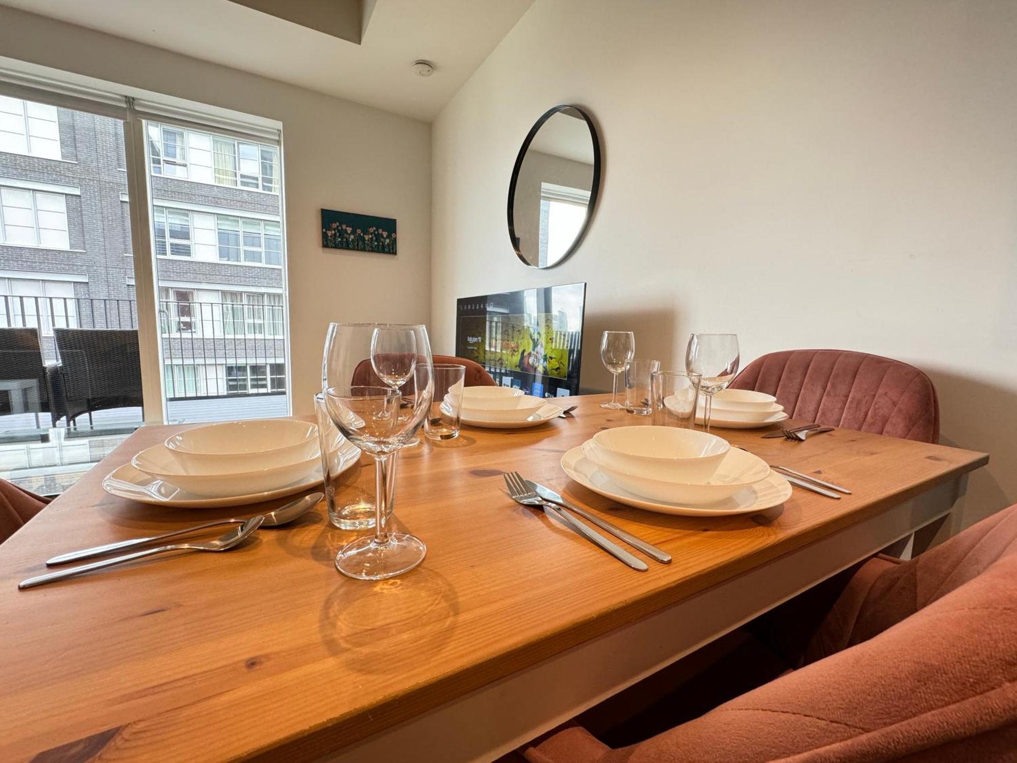 London Luxury Flat With Balcony, River View, O2 Arena, Excel, Canary Wharf, Station Apartamento Exterior foto