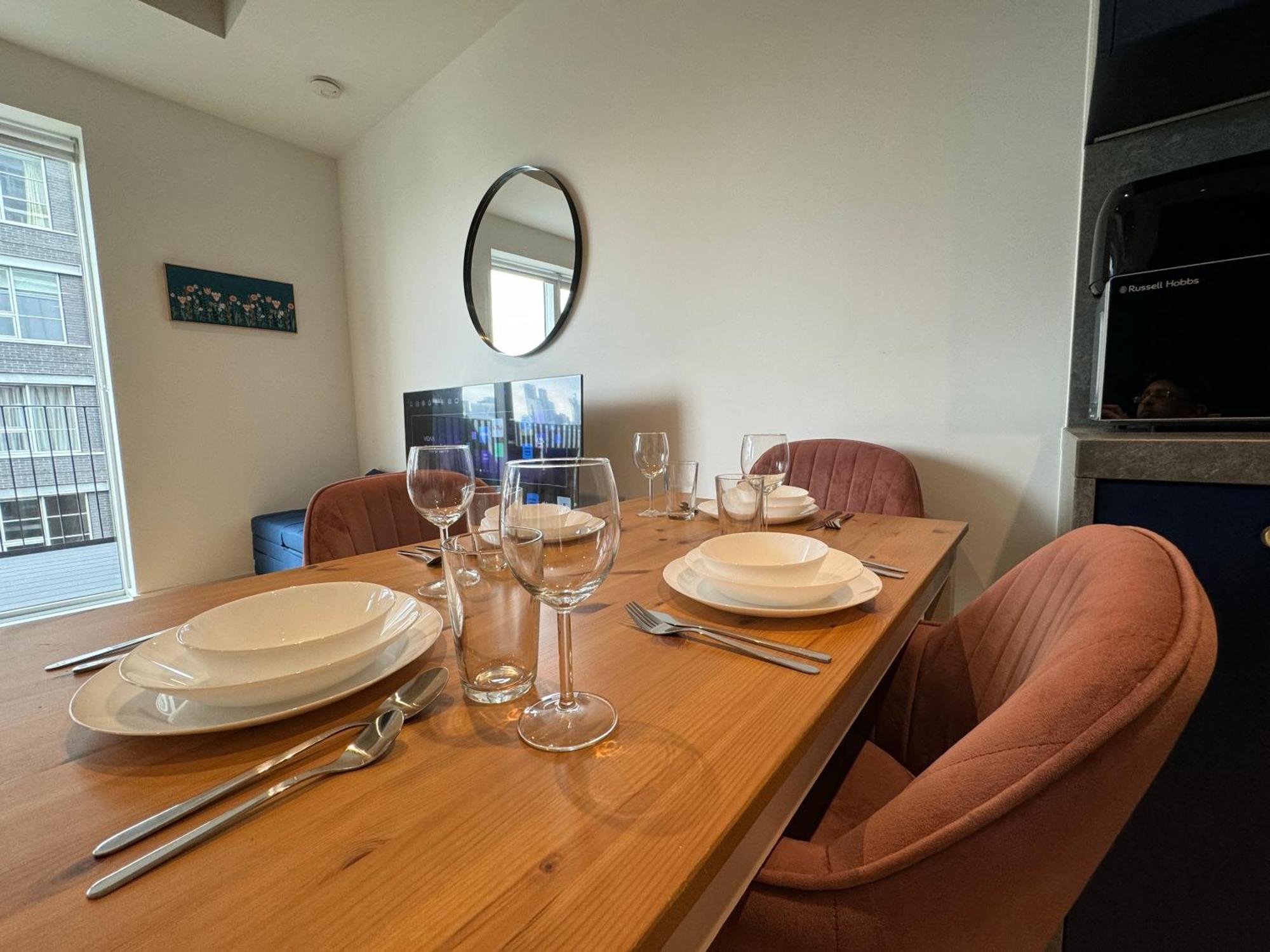 London Luxury Flat With Balcony, River View, O2 Arena, Excel, Canary Wharf, Station Apartamento Exterior foto