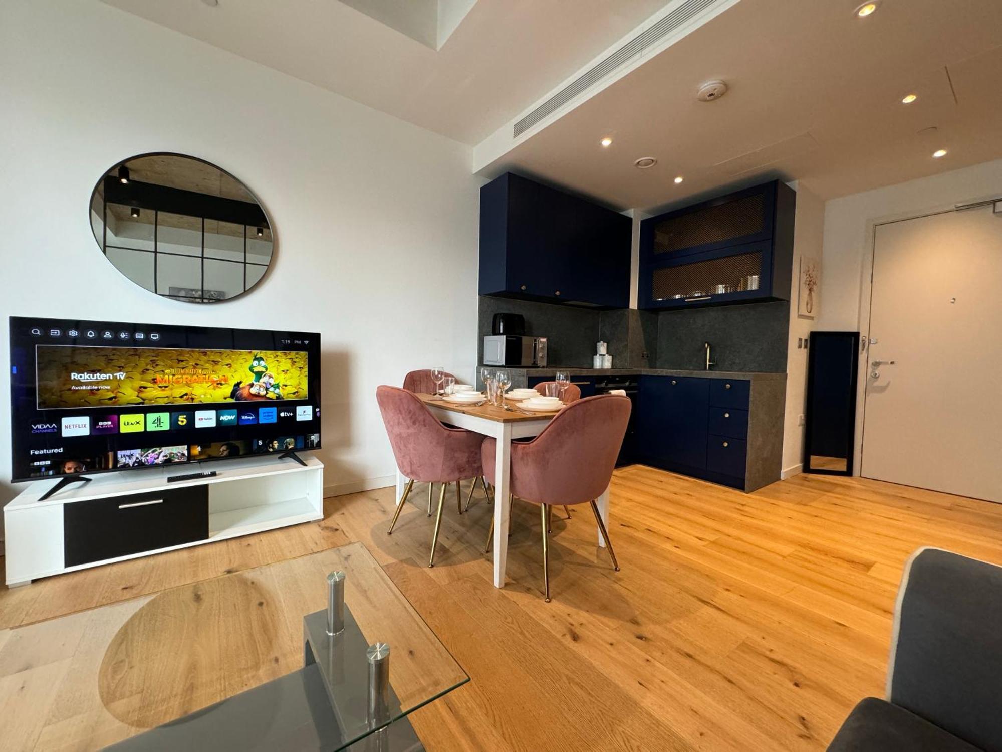 London Luxury Flat With Balcony, River View, O2 Arena, Excel, Canary Wharf, Station Apartamento Exterior foto